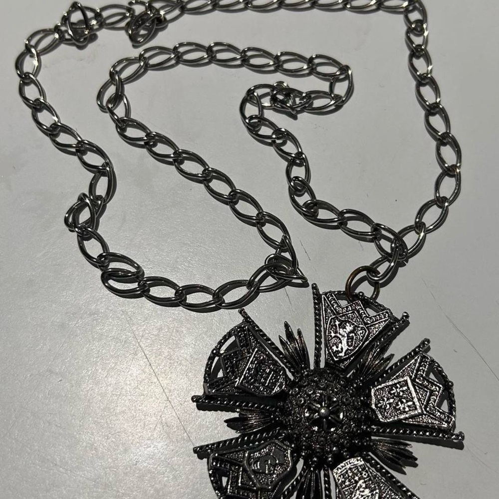 Intricate Silver Pendant Necklace